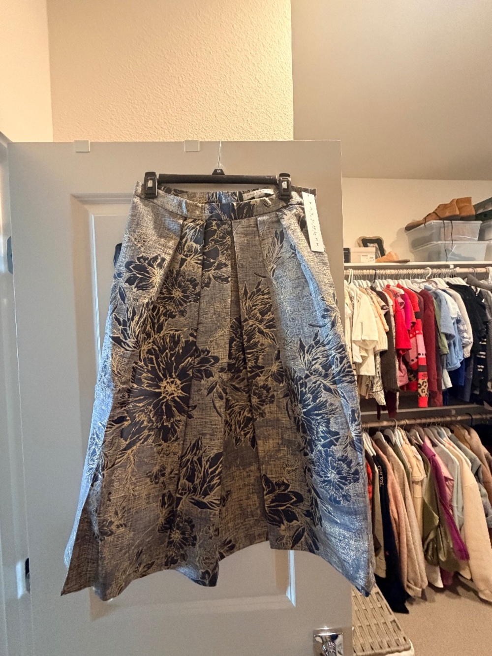 Pleated skirt